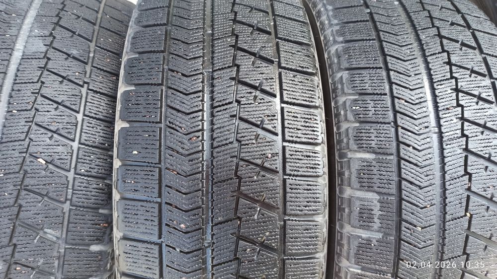 Шины зимние Bridgestone комлект