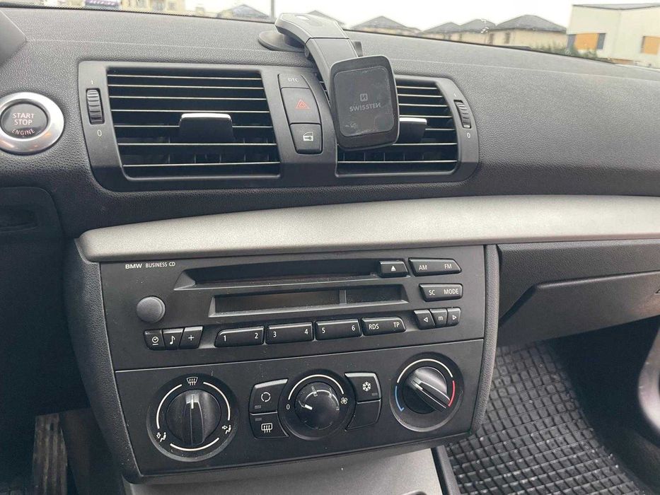 Super ocazie, de vanzare: BMW 118i / 2.0 benzină / Automata / 129 CP