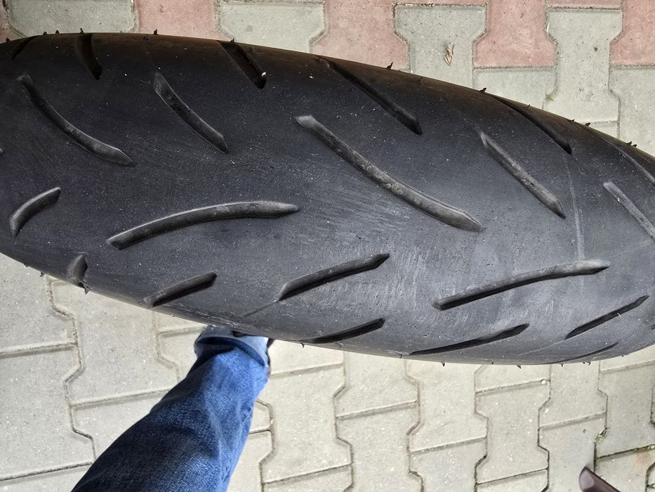 Vand o anvelopa moto Dunlop Sportmax GPR300 120/70/17