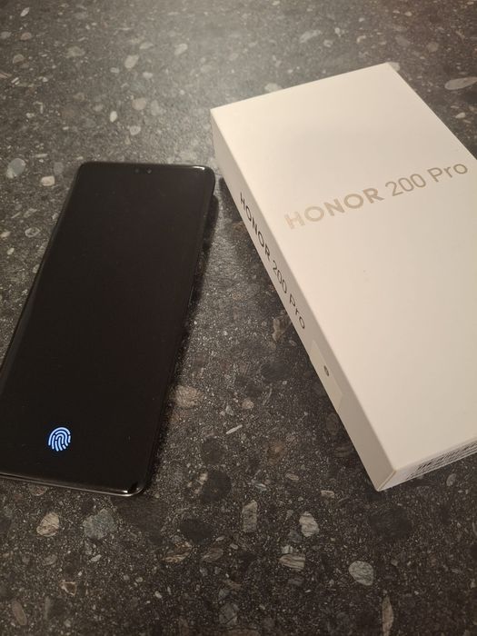 Vand Honor 200 Pro, 12GB RAM (+12GB Turbo), MagicOS 10,