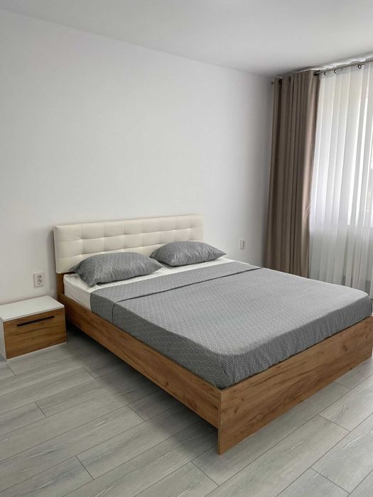 Inchiriez apartament cu 2 camere