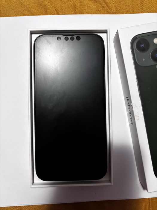 Vand Iphone 13 verde