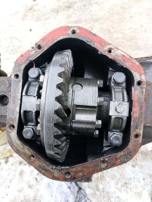 Продам передний мост