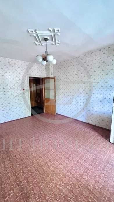 Дава се под наем Тристаен апартамент в Пловдив, Център - 109 кв.м за 165999 € - Снимка #2