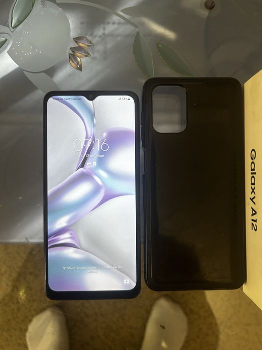 Продам телефон Samsung a12