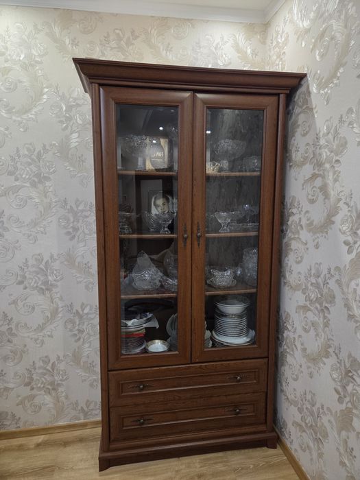 Продам сервант, производство Беларуссия.