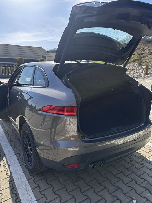 Se vinde Jaguar F-Pace