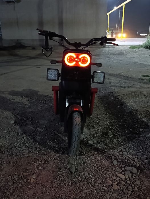 Продам танк 108 черного цвета