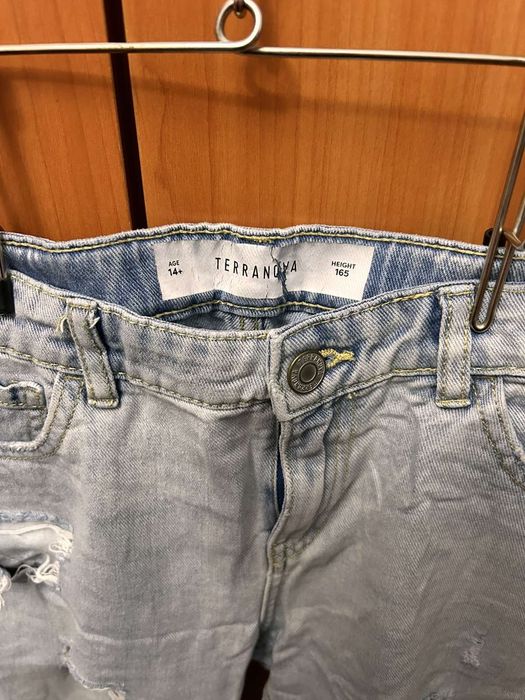 Къси дънкови панталони