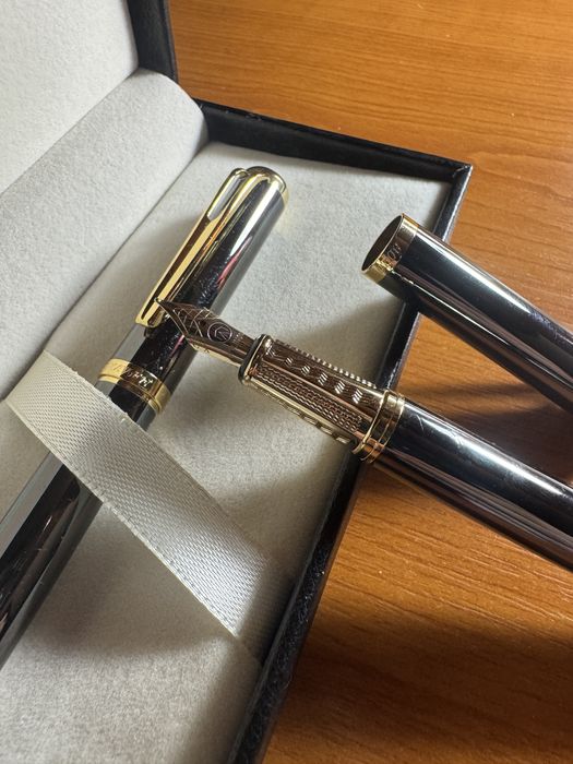 Set Stilou si Pix Nebo