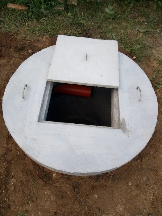 Tuburi și capace din beton armat pentru fose, fântâni și podețe.