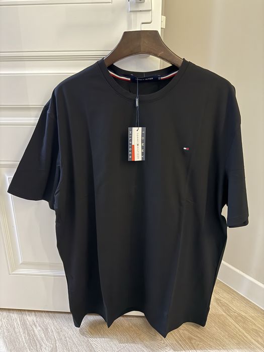 Tommy Hilfiger футболки