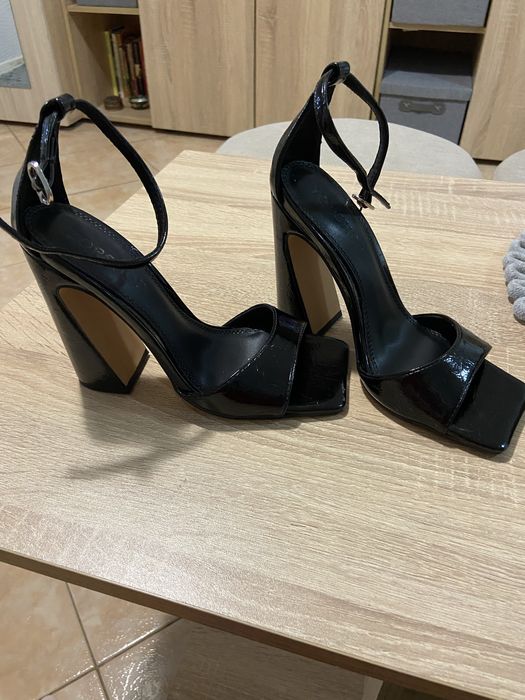 Сандали Topshop,обувани са един път,кото нови