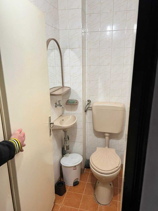 Дава се под наем Двустаен апартамент в Бургас, Възраждане - 70 кв.м за 306 € - Снимка #4