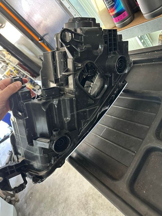 Десен фар за Шкода скала