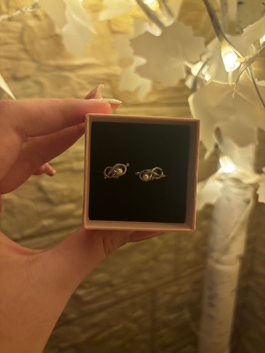 Обеци Пандора Безкрайна прегръдка