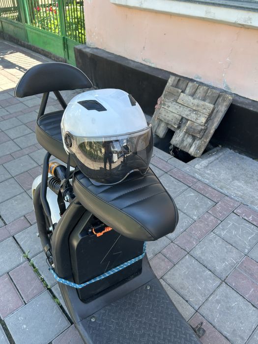 Продам электросамокат