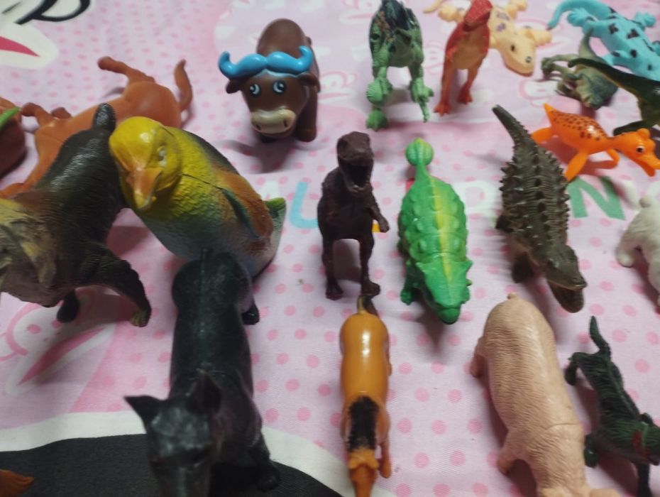 Детские игрушки животные