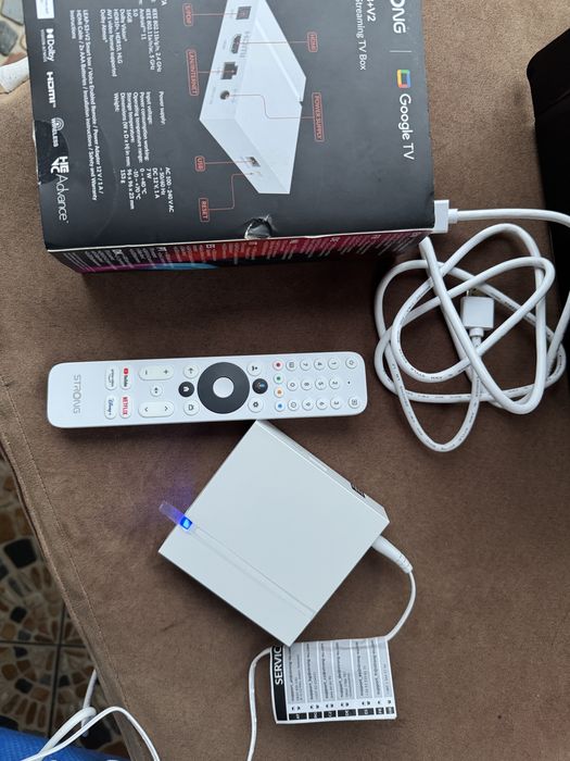 Strong LEAP-S3+ V2 Google TV UHD BOX player multimedia, TV