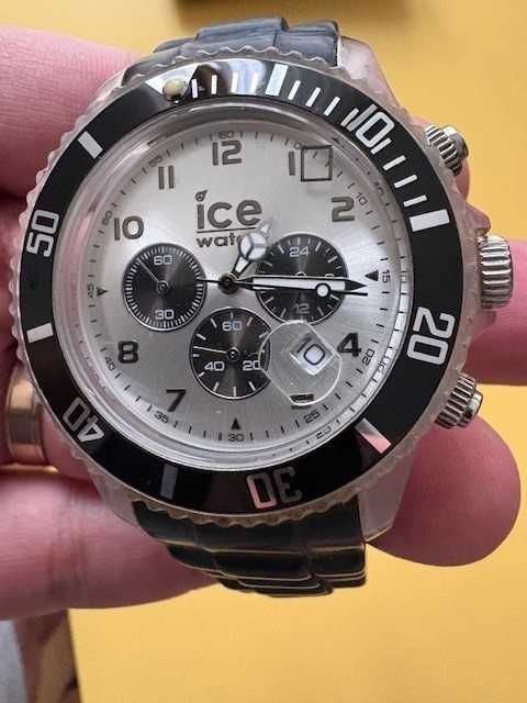Ceas barbatesc de mana ICE WATCH, purtat foarte putin
