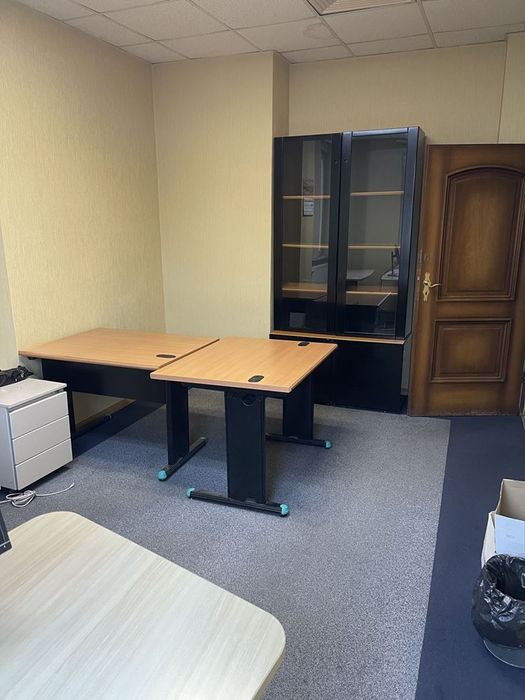 Дава се под наем Офис в София, Център - 30 кв.м за 348.84 € - Снимка #2