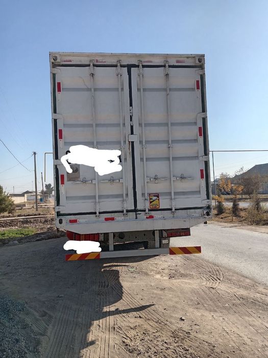 Hovo  furgon V5 holati ideal .prabek 280.000 kraska radnoy .ishlab tur