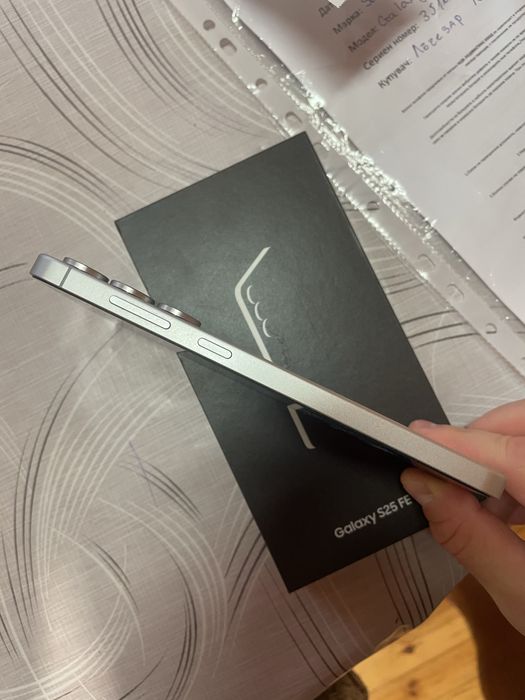 Samsung Galaxy S25FE 128GB