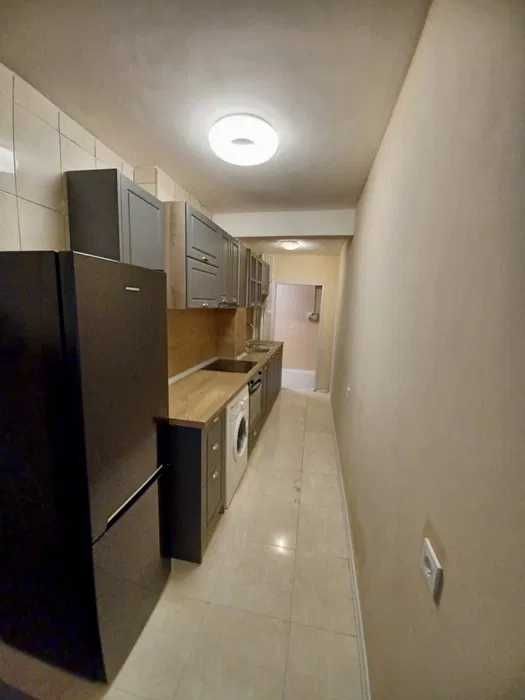 Дава се под наем Тристаен апартамент в София, Младост 3 - 60 кв.м за 440 € - Снимка #2