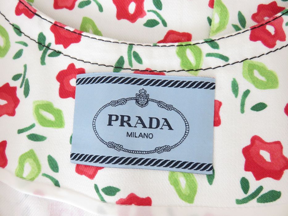 Рокля Prada, миди дължина, M, нова
