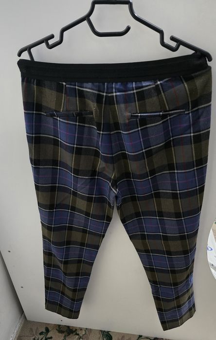 Стильные брюки в клетку