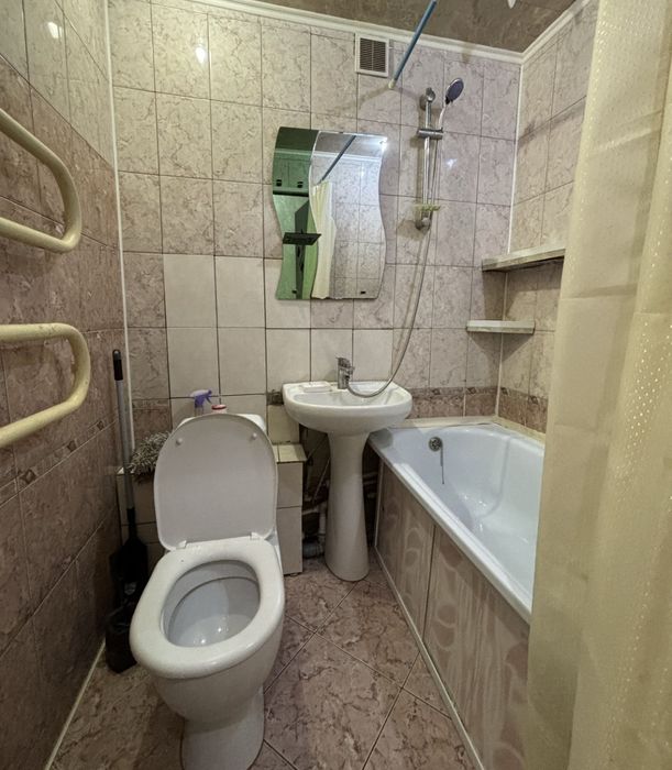 Сдам 1 шку в районе уюта!