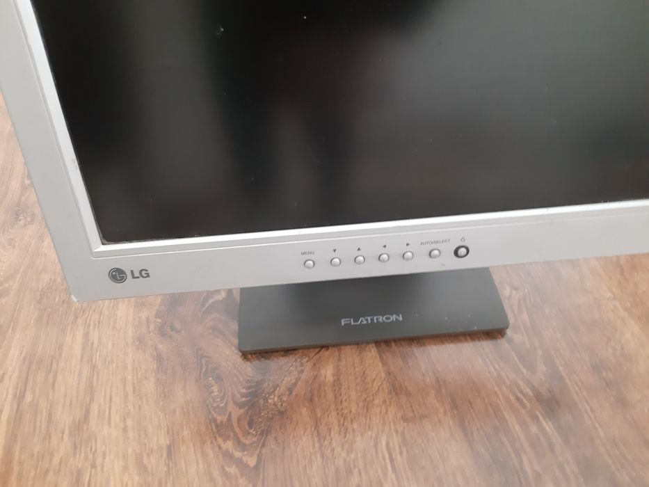 Мониторы 2 шт LG