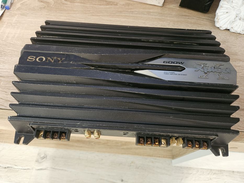 Amplificator auto sony