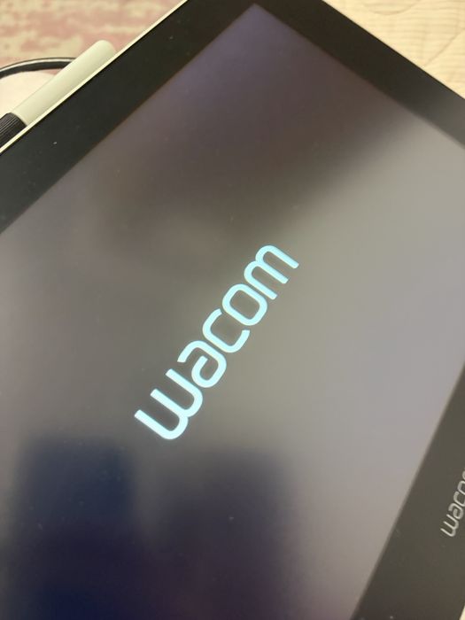 Wacom One graphic tablet като нов!