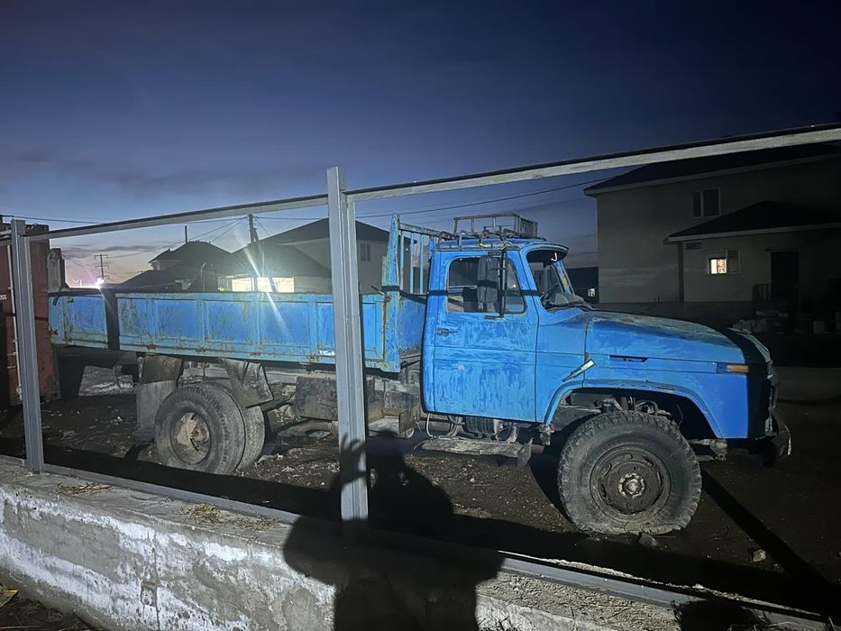Грузовик машина 850000