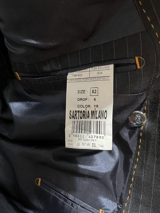 костюм двубортный