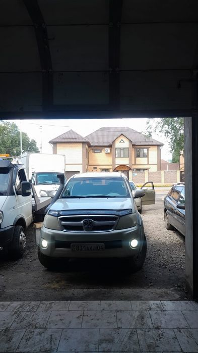 Продаётся машина тайота