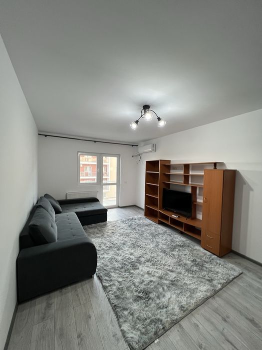 Inchiriez 2 camere, direct proprietar