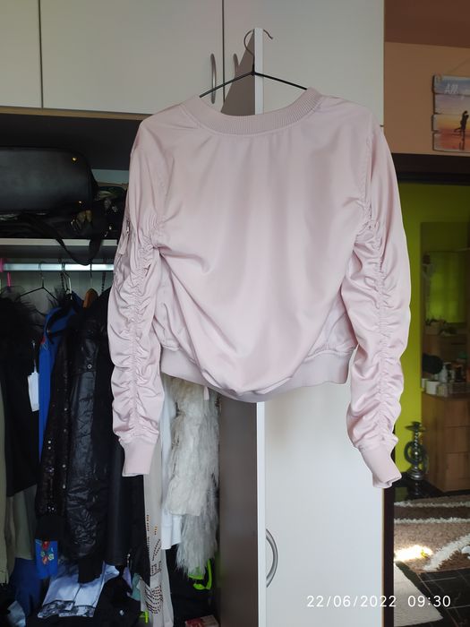 Сладурско дамско яке С/М размер