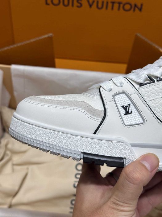 Adidasi Louis Vuitton Trainer Premium