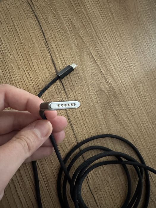 USB-C to MagSafe 3 cable - 2 метра
