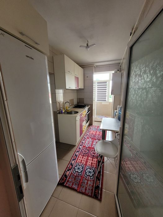Apartament de închiriat 2 camere Decomandat Centru