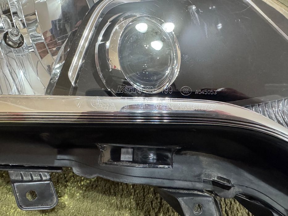 Продам фары на 155 прада