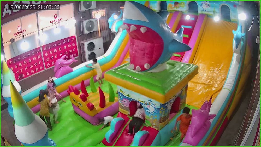 Tayyor biznes, batut barcha jihozlari bilan sotiladi, tayyor joyi bn