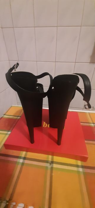 Стрипы Pleaser четверки