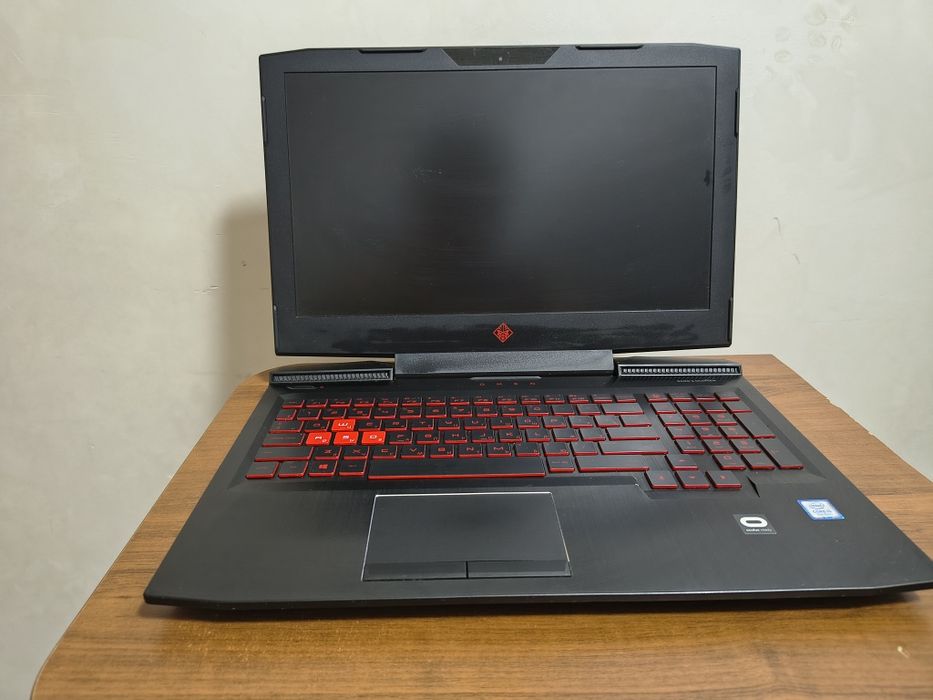 Hp Omen 15, в идеальном состоянии.