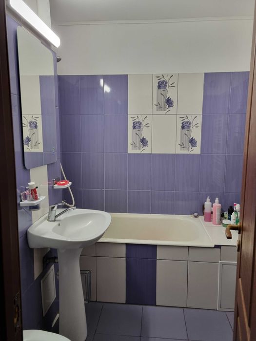 Inchiriez 3 camere
