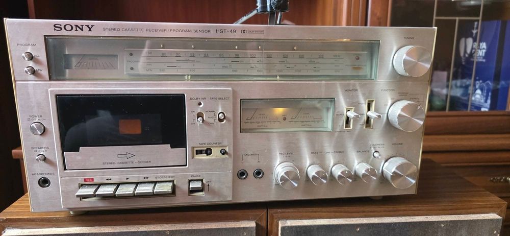 Stereo cassette receiver Sony HST-49