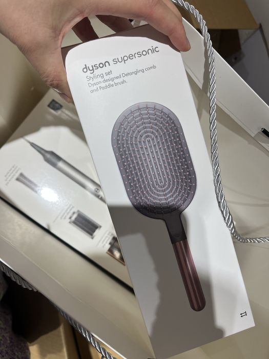 Дайсон Стайлер, Утюжок