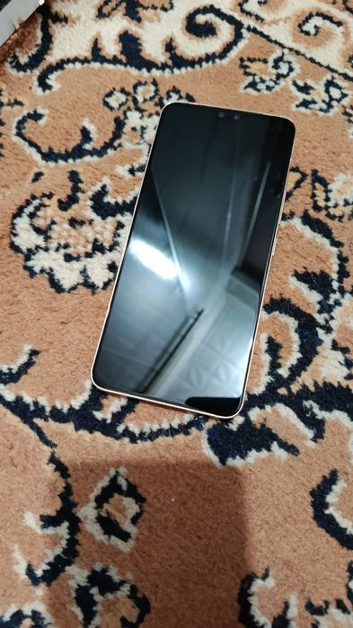 Продам Телефон Виво у 23 за  70000